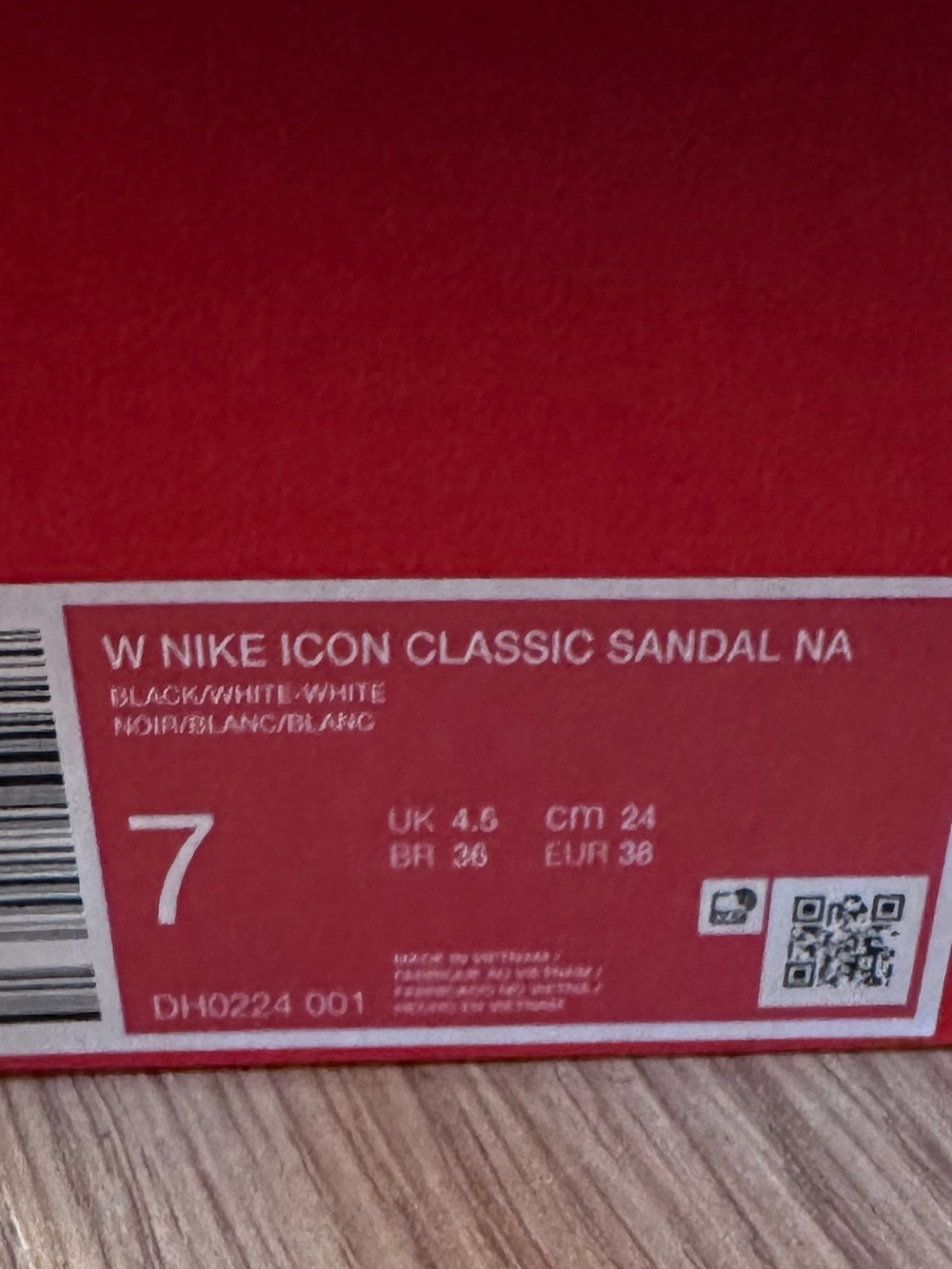 Women’s Nike Strappy Platform Sandals with White Sole - Picture 6 of 8